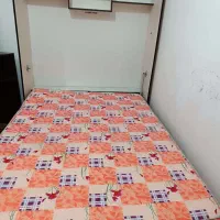 تخت تاشو دیواری