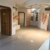 ۱۰۰ متر/ اداری / باغ زرشک / جلفا / مناسب همه مشاغل