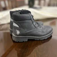 نیمبوت US Polo اصل سایز ۴۳/۵ خیلی تمیز