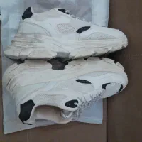 کفش کتانی|کیف، کفش، کمربند|فردیس, فرامرزیه|دیوار