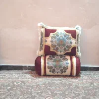 بالشت سنتی طرح ترمه رنگ زرشکی