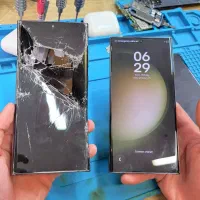 تعمیرات فوری تخصصی موبایل(تحویل درب منزل رایگان)|خدمات رایانه‌ای و موبایل|اصفهان, گلزار|دیوار