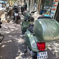 وسپا سرجونی ۳۰۰