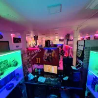 نیرو آقا برای کار در گیمنت