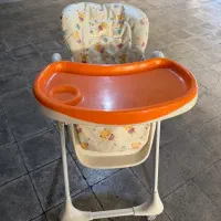 صندلی غذای کودک Bebe