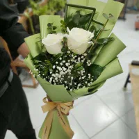 باکس گل،گل رز،  گل ارایی ماشین عروس دسته گل عروس