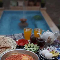 اقامتگاه سنتی خانه همای با شرایط ویژه|اجارهٔ کوتاه‌مدت آپارتمان و سوئیت|شیراز, سیاه سنگ|دیوار