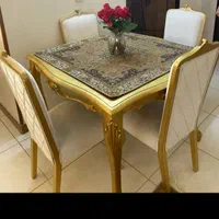 فقط میز به فروش میرسه