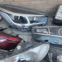 سپر و جلو پنجره و چراغ استوک. تماس 8 صبح تا 8شب|قطعات یدکی و لوازم جانبی|مشهد, گلبرگ شمالی|دیوار