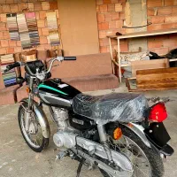 موتور ۱۲۵ مدارک‌دار