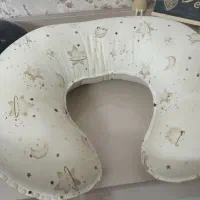 بالشت شیردهی