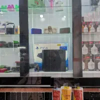 ps4 در حد پلمپ دو دسته ۱ ترابایت