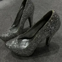 کفش مجلسی|کیف، کفش، کمربند|اهواز, کوی باهنر|دیوار