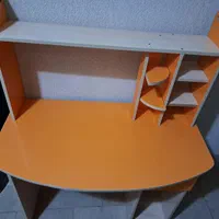 سرویس میز کامپیوتر به همراه کمد لباس و ویترین|میز تحریر و کامپیوتر|لاهیجان, شهید آوینی|دیوار