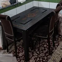 میز ناهار خوری با سه عدد صندلی