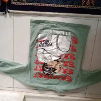 مقداری لباس تمیز ومرتب