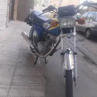 هوندا ۱۲۵ تلاش. تر تمیز بدون خط وخش