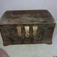 صندوق قدیمی|کلکسیون اشیاء عتیقه|برخوار, |دیوار