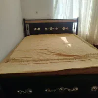 تخت دو نفره