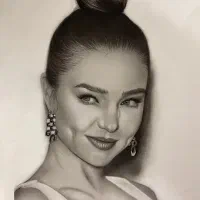 نقاشی چهره سیاه قلم