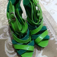 لباس|لباس|فردوس (خراسان), |دیوار