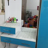 کمد طرح دیواری ست کامل،میز آرایشی ،دوعدد پاتختی|تخت و سرویس خواب|یزد, |دیوار