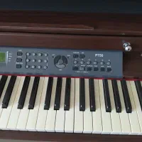 پیانو موکو p750|پیانو، کیبورد، آکاردئون|اصفهان, کوی امیریه|دیوار