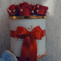 باکس گل رز قرمز