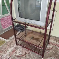 تلویزیون سامسونگ قدیمی و زیرتلویزیون