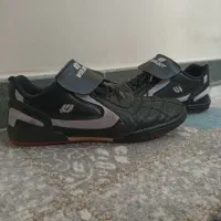 کفش فوتسال سالنی با کیفیت نو