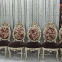 ۱۱عدد صندلی و ۱عدد میز کاری