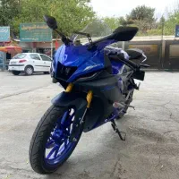r15یاماها کوییک شیفتر در حد نو