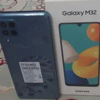 گوشی M32