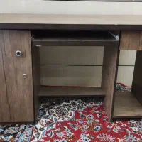 میز کامپیوتر درحد نو