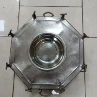 منقل استیل قدیمی با پایه ها و دسته ها ی برنزی|کلکسیون اشیاء عتیقه|کرج, گلشهر|دیوار