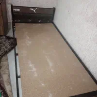سلام یک تخت نوجوان بفروش می‌رسد