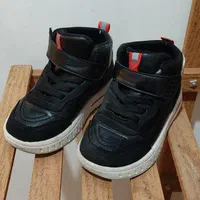 کفش اسپورت پسرانه سایز ۲۷/۲۸|کفش و لباس بچه|ارومیه, |دیوار