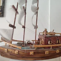 کشتی چوبی دستساز