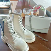 کیف و نیم بوت سفید