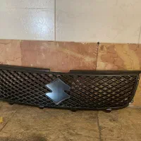 جلو پنجره سوزوکی