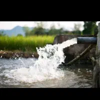 زمین کشاورزی مرقوب همراه با آب