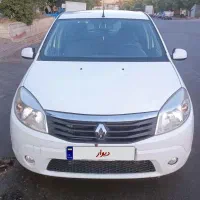 ساندرو مدل 97اتمات بسیارسالم درحد بیرنگ