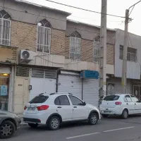70-متر-خیابان-نفت-پشت-باغ-جهان-نما