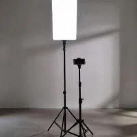 سه پایه فیلم برداری پنل نوری  قابل تنظیم نور