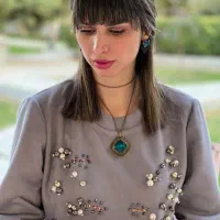 شومیز و دامن مجلسی|لباس|شاهین‌شهر, شهرک منازل چوبی|دیوار