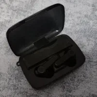 ایرپاد مشکی تمیز