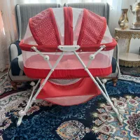 تخت وگهواره|تخت و صندلی بچه|مشهد, شهرک شهید باهنر|دیوار