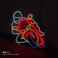 ساخت تابلو نئون