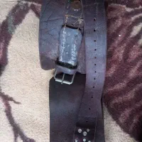 کمربند چرم قدیمی