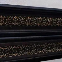 دوتا کتیبه طول هرکدام ۲۰۴ عرض ۲۵ سانت